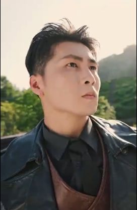 《至尊天龙(2024)》高清海报 免费在线观看